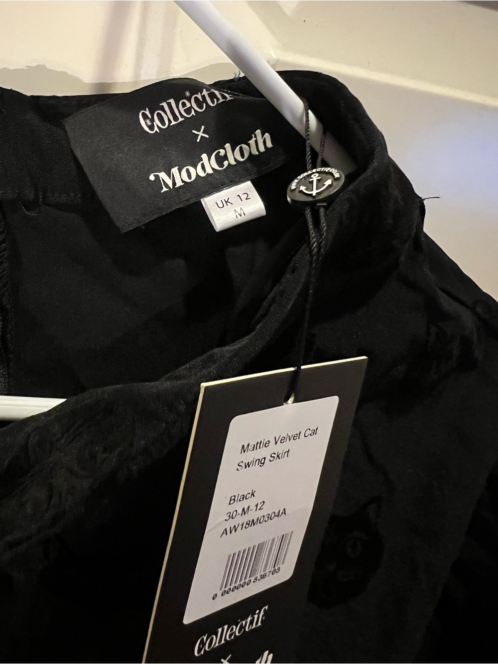 Collectif ModCloth Black Velvet Cat Swing Skirt